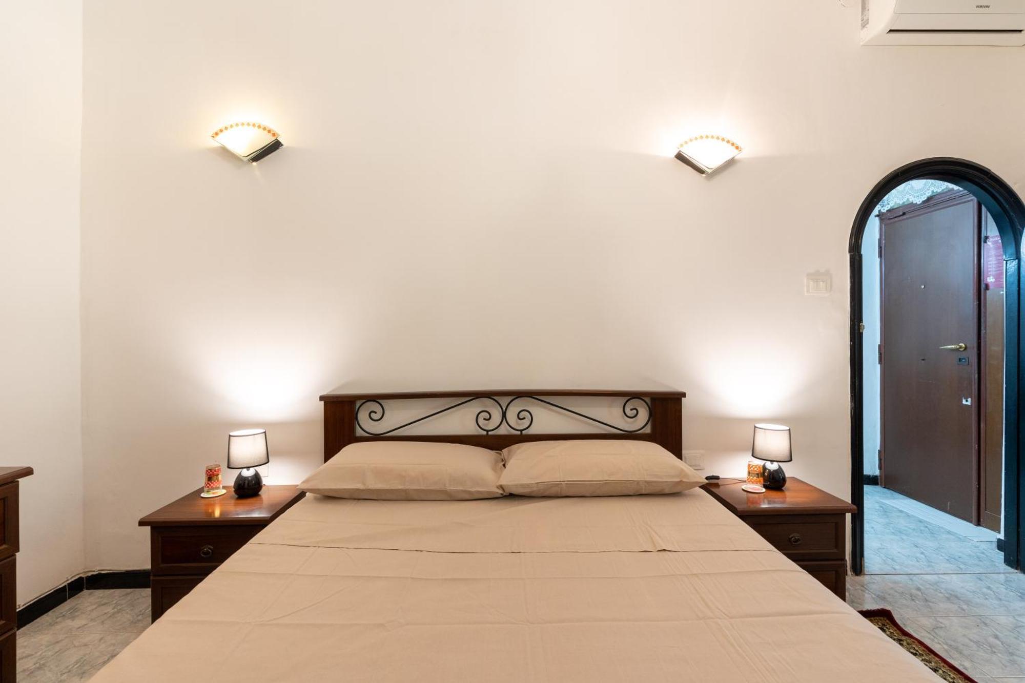 House - Free Wifi - Secret Garden Сasa de vacaciones *